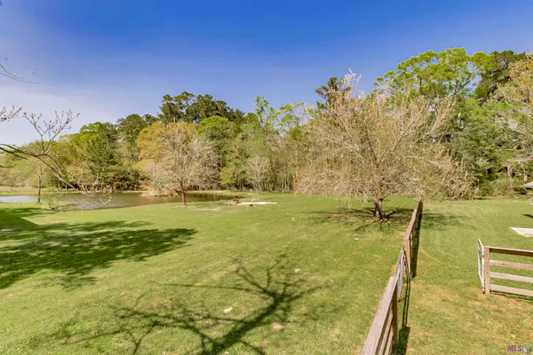 $305,000 | 28675 Red Oak Drive, Walker, LA 70785