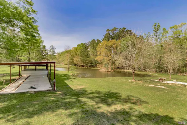 $305,000 | 28675 Red Oak Drive, Walker, LA 70785