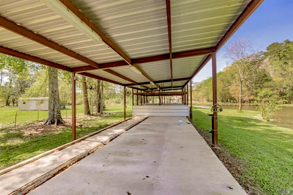 $305,000 | 28675 Red Oak Drive, Walker, LA 70785
