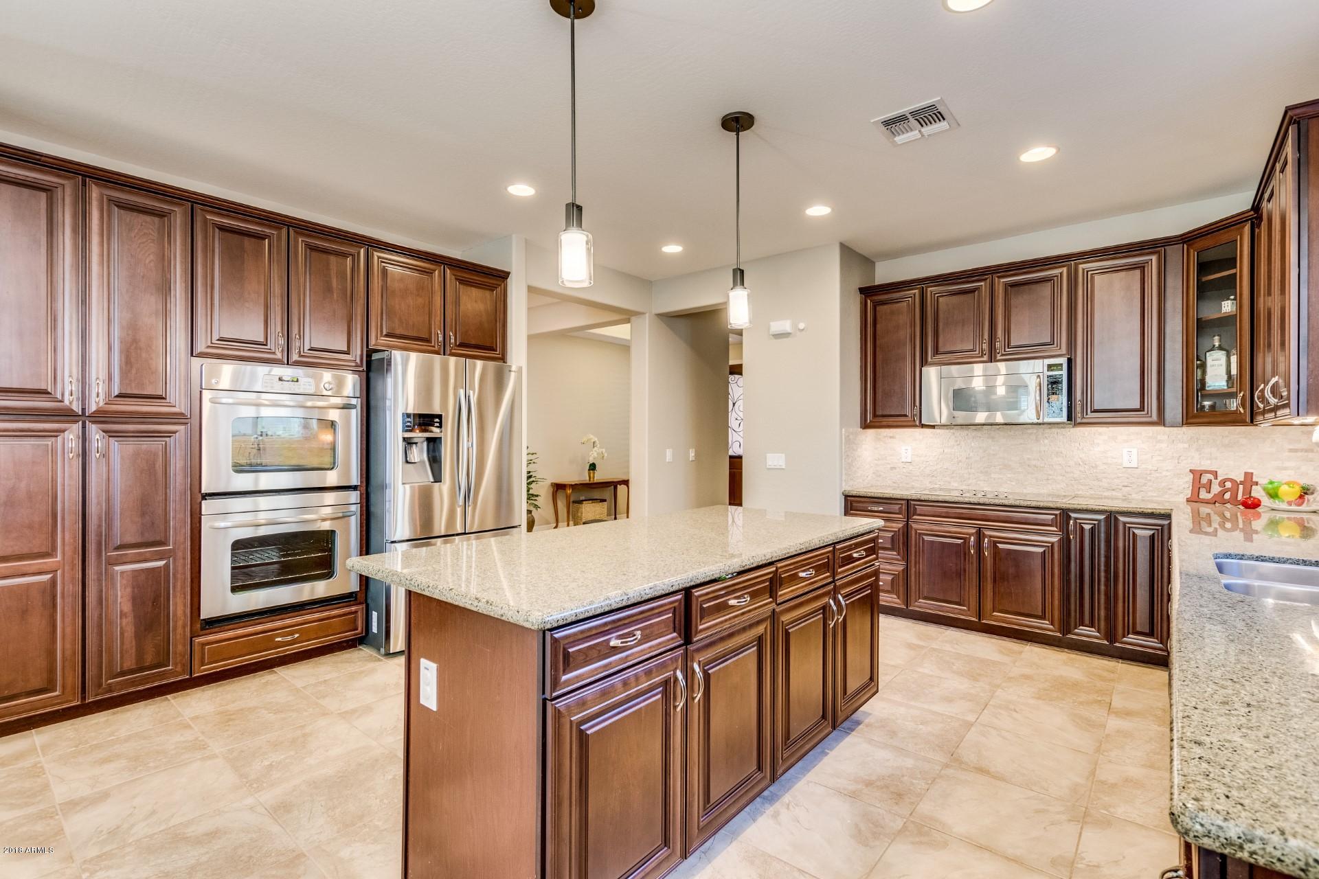 3899 East Morrison Ranch Parkway Gilbert, AZ 85296 - Photo 4 of 26 Kitchen