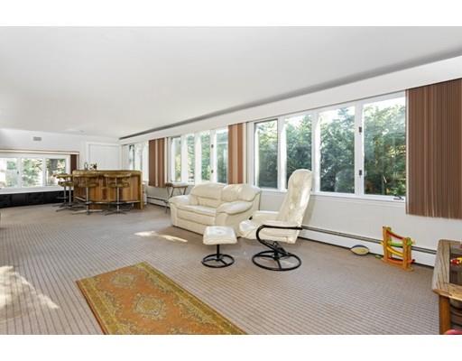 20 Edgemere Road Lynnfield, MA 01940 - Photo 11 of 36 Gallery Image 11