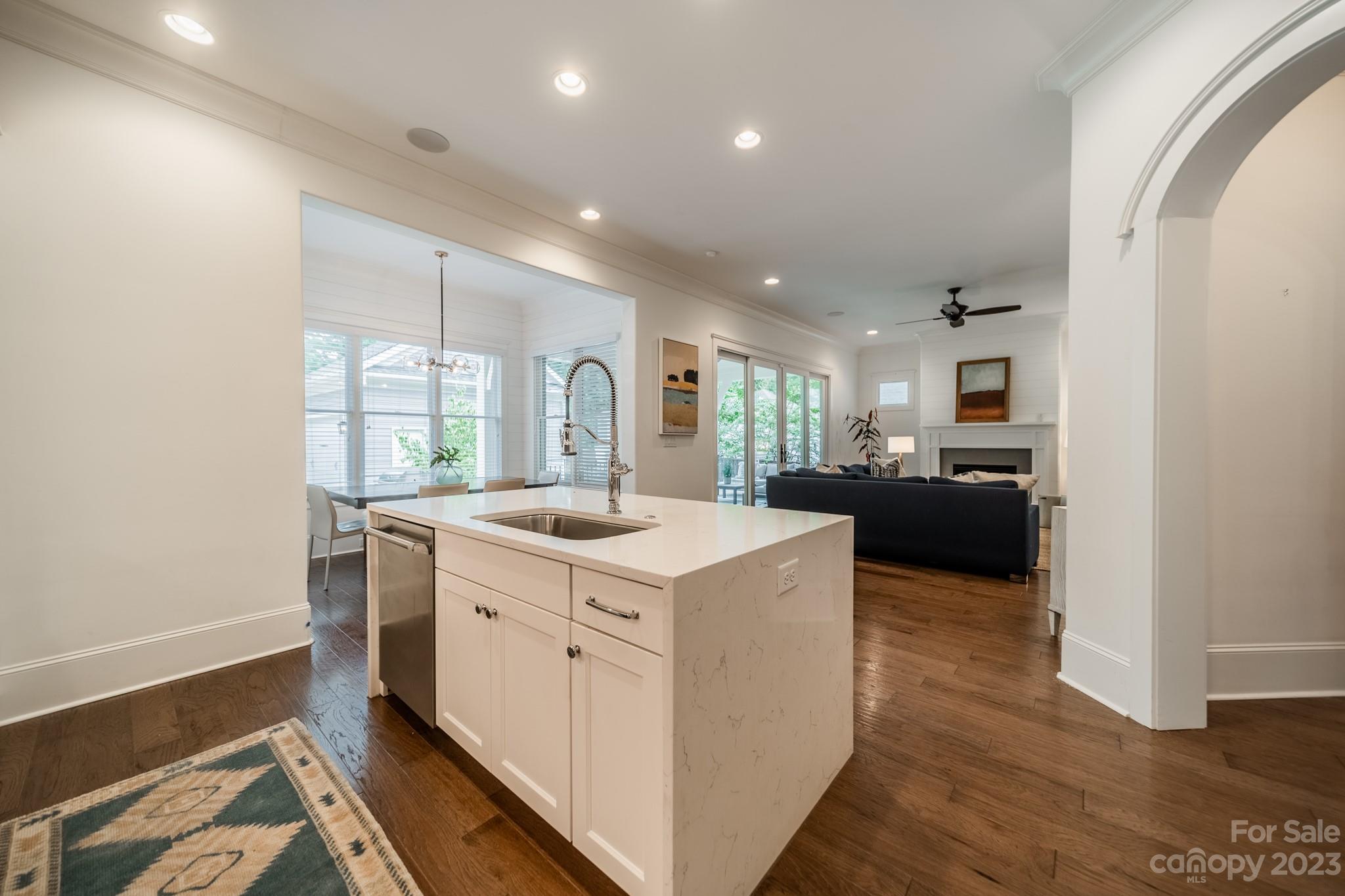 744 Ellsworth Road Charlotte, NC 28211 - Photo 19 of 31 a kitchen with a stove and a refrigerator
