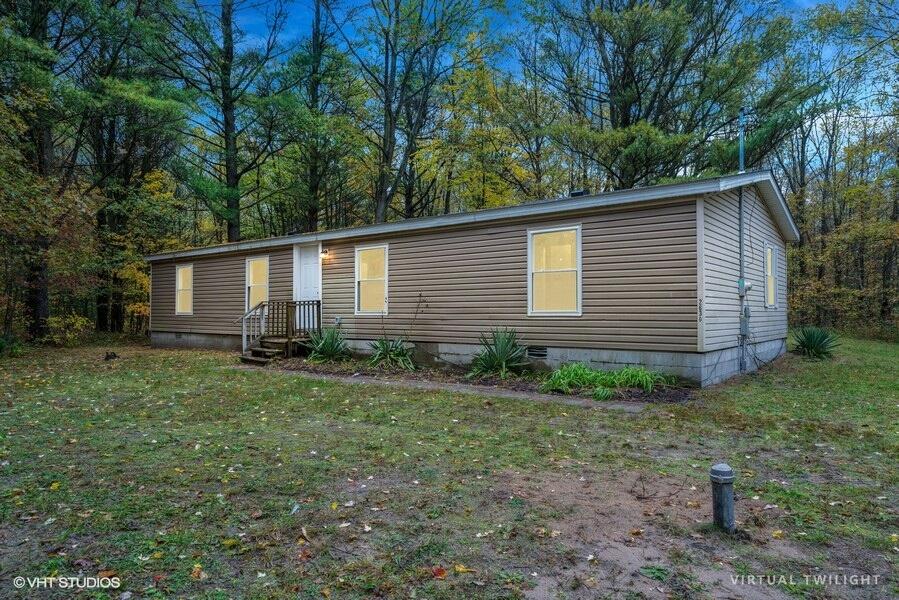2630 Strand Road Muskegon, MI 49445 - Photo 15 of 15 15_2630StrandRd_2026_LowRes