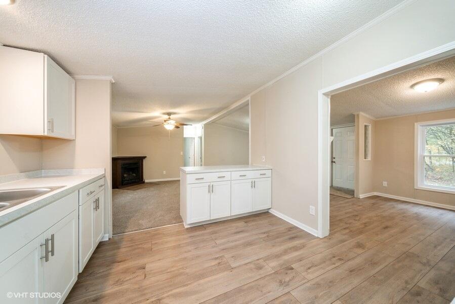 2630 Strand Road Muskegon, MI 49445 - Photo 6 of 15 06_2630StrandRd_2009_LowRes