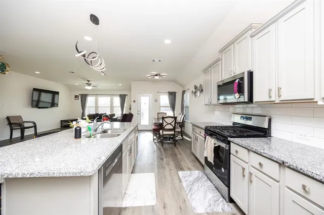 $2,595 | 3229 Trails End Road, Aubrey, TX 76227