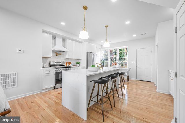$725,000 | 177 V Street Northeast, Washington, DC 20002