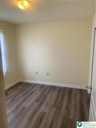 $2,500 | 525 South New Street, Nazareth, PA 18064