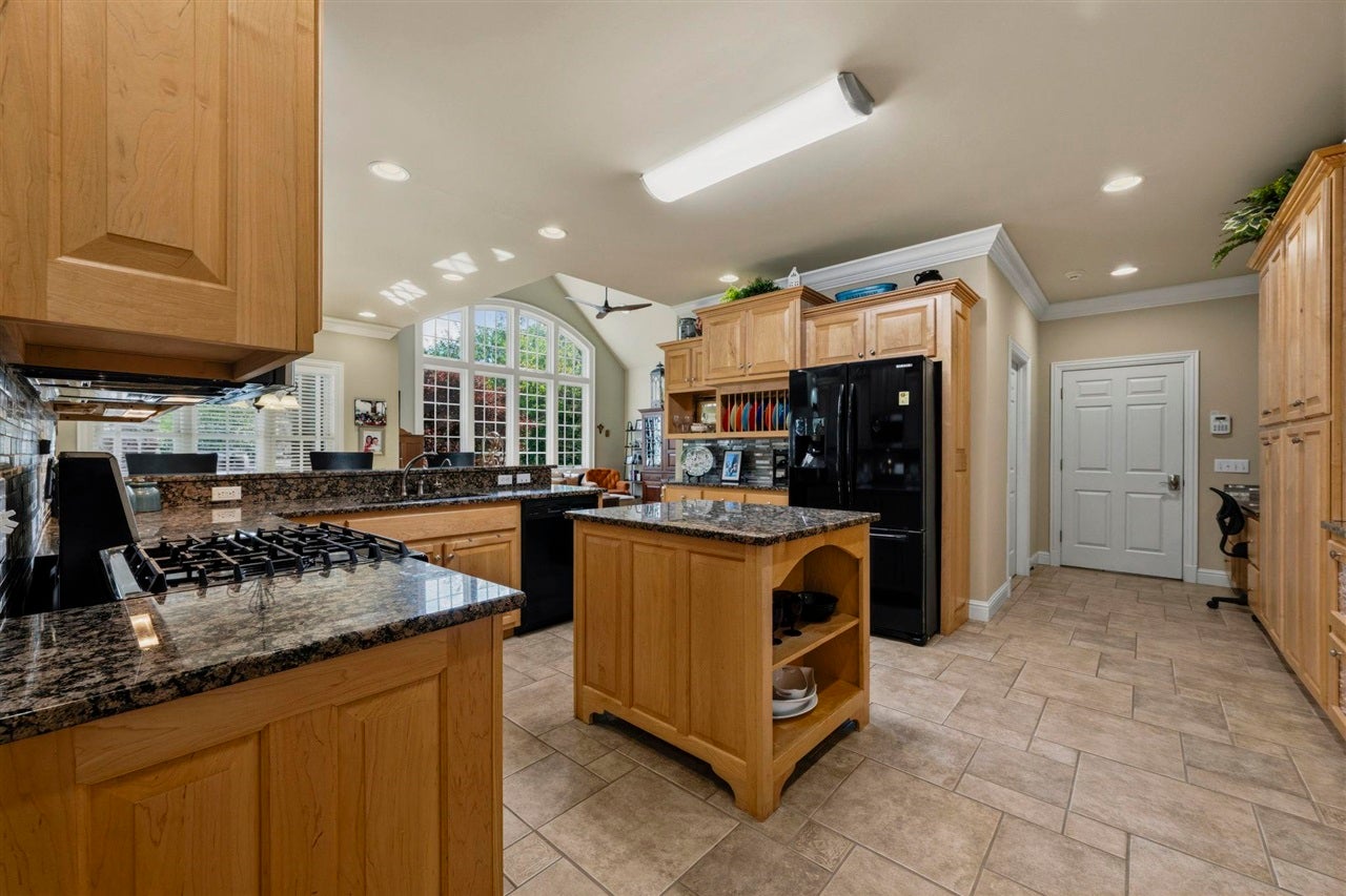 1088 Greensburg Road Edmonton, KY 42129 - Photo 16 of 76 Gallery Image 16