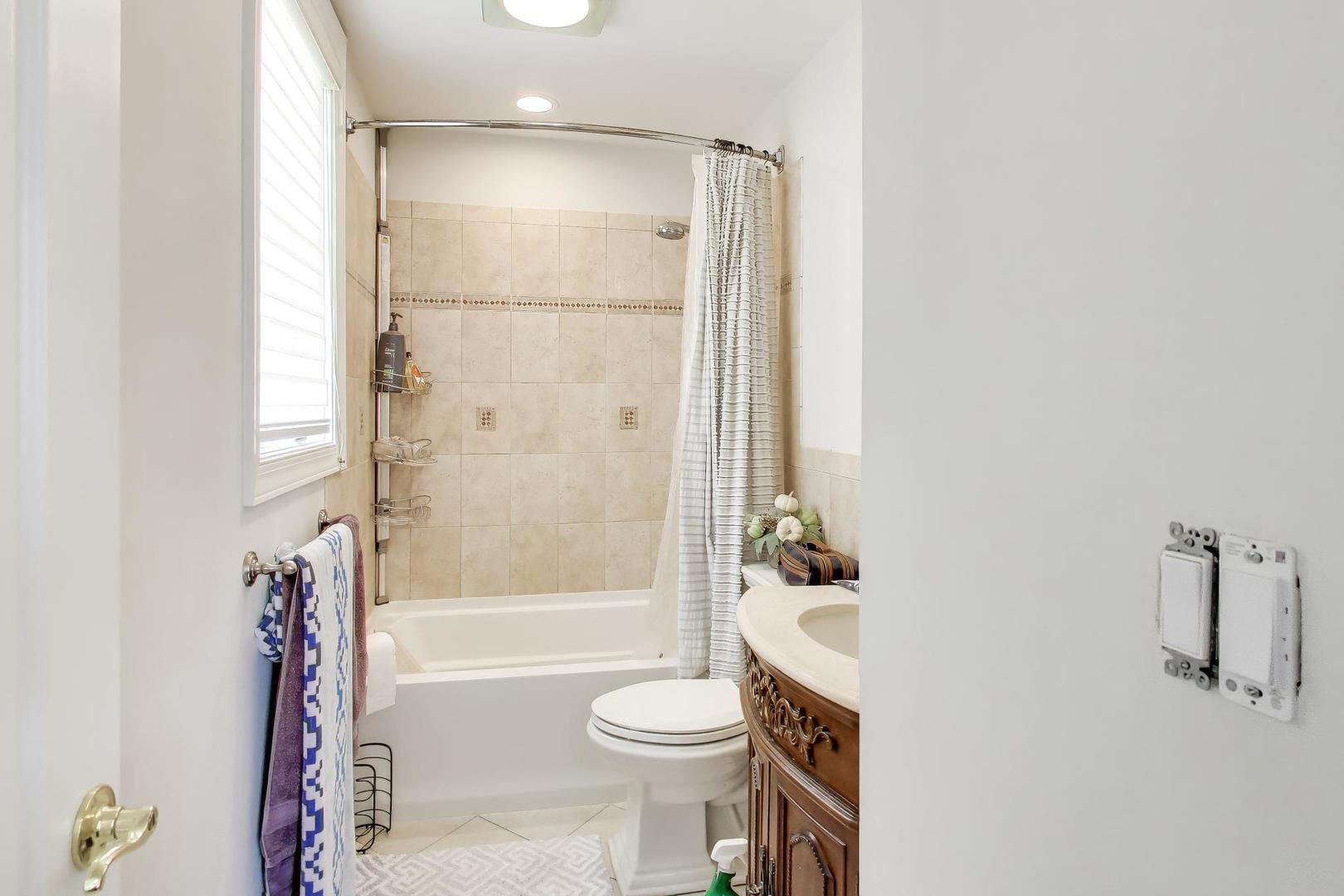 810 North Maple Street Prospect Heights, IL 60070 - Photo 20 of 52