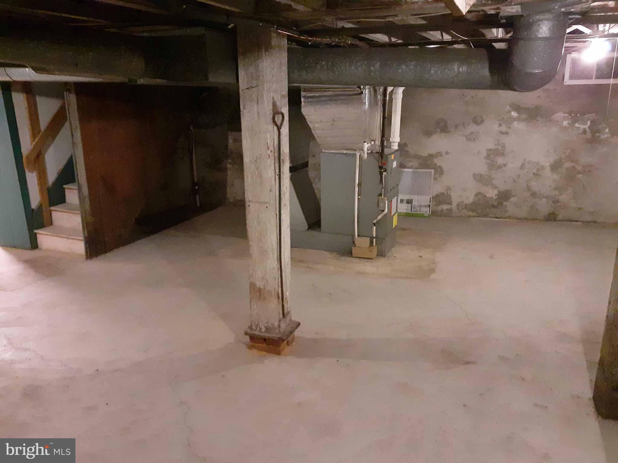 327 East Walnut Street Hanover, PA 17331 - Photo 28 of 39 Gallery Image 28