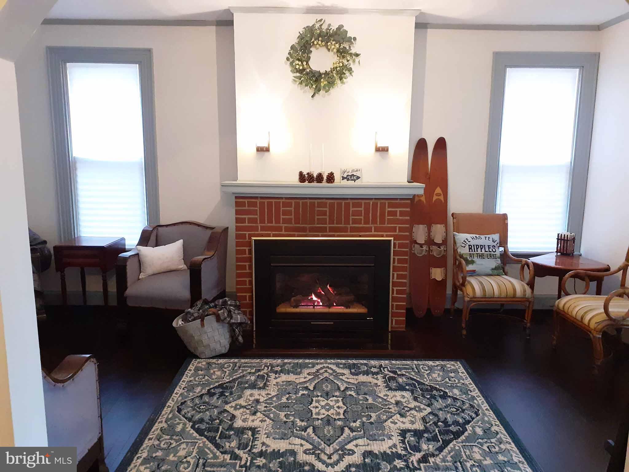 327 East Walnut Street Hanover, PA 17331 - Photo 4 of 39 Gallery Image 4
