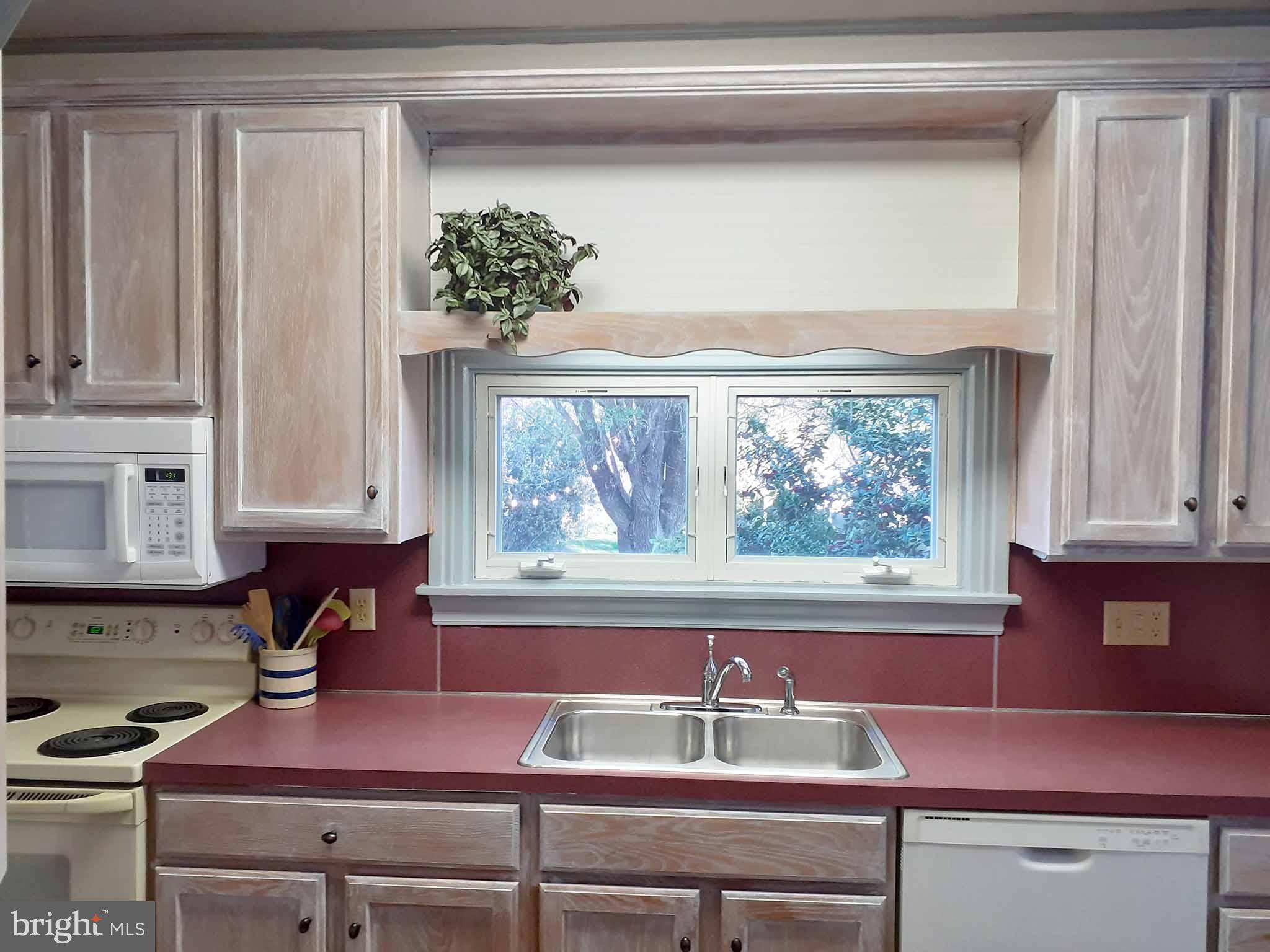 327 East Walnut Street Hanover, PA 17331 - Photo 10 of 39 Gallery Image 10