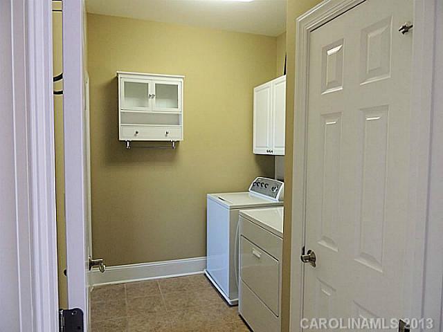 6367 Wakehurst Road Charlotte, NC 28226 - Photo 11 of 16