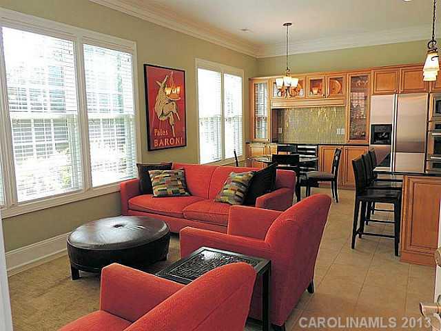 6367 Wakehurst Road Charlotte, NC 28226 - Photo 5 of 16