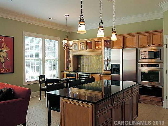 6367 Wakehurst Road Charlotte, NC 28226 - Photo 6 of 16