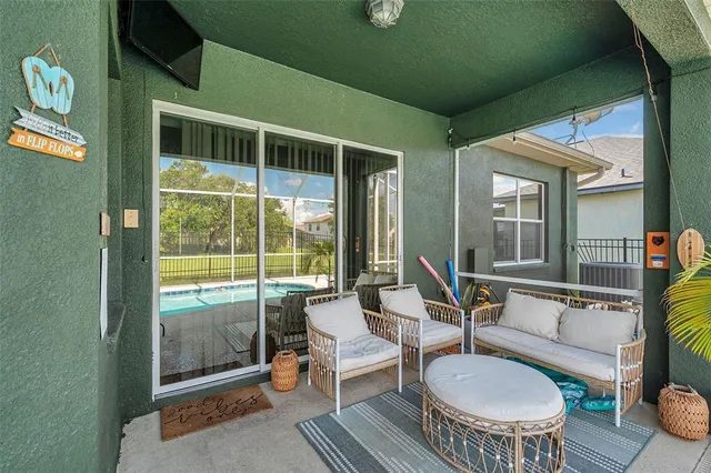 $478,000 | 4641 Rolling Green Drive, Wesley Chapel, FL 33543