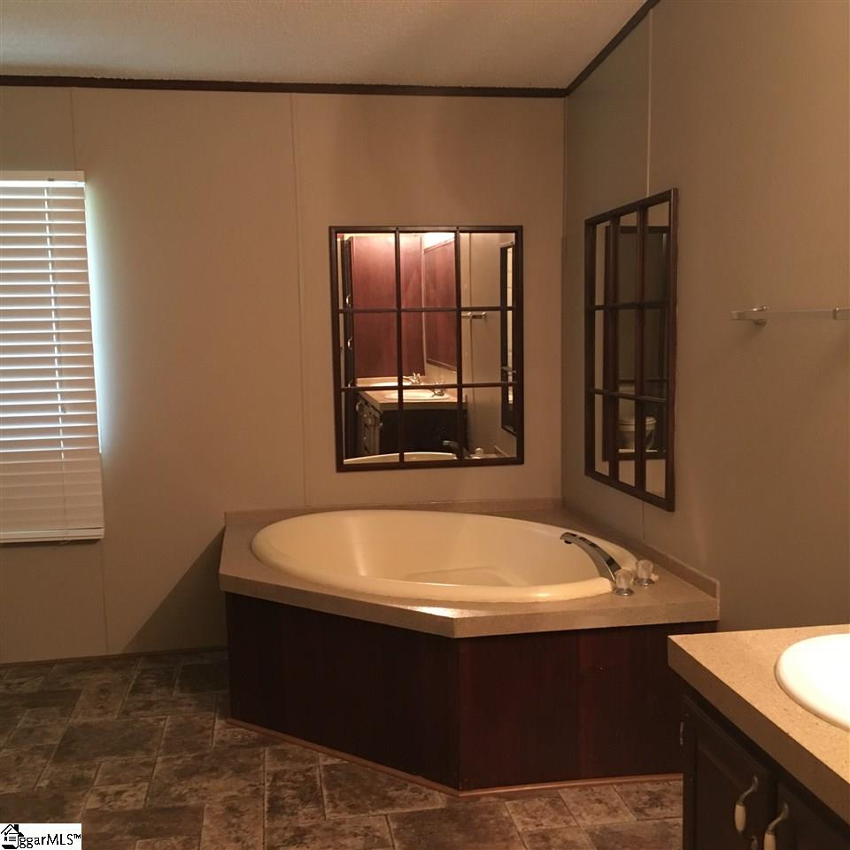 575 League Road Gray Court, SC 29645 - Photo 17 of 28 Gallery Image 17