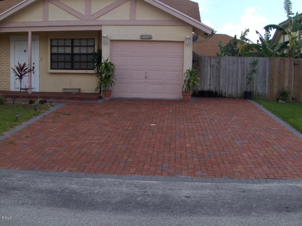 23417 Country Club Drive East, Unit E Boca Raton, FL 33428 - Photo 1 of 1 FRONT