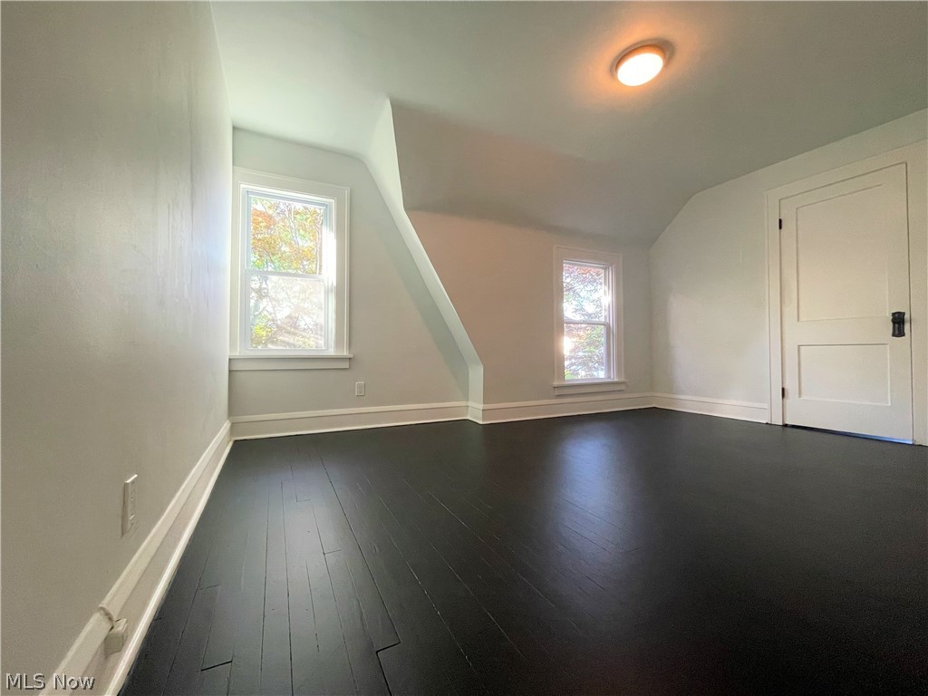 3672 Bainbridge Road Cleveland, OH 44118 - Photo 13 of 15