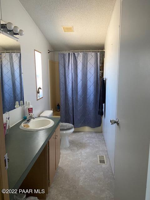25845 North Big Springs Ranch Road Paulden, AZ 86334 - Photo 14 of 26 MASTER BATHROOM IMG_1459