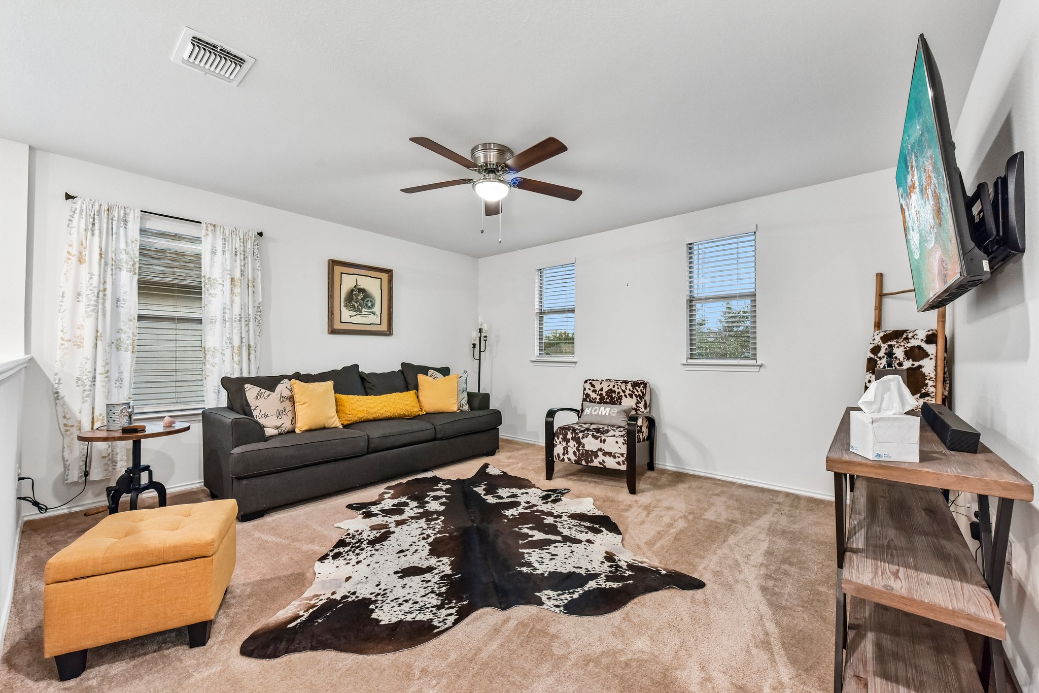 1614 Dragonfly Loop Bastrop, TX 78602 - Photo 2 of 18