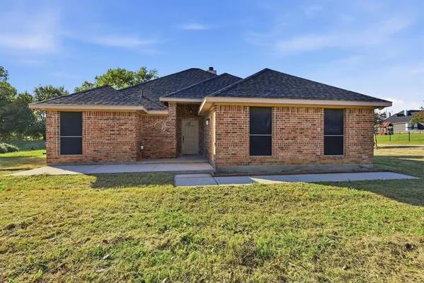 $535,000 | 8875 Fm 2450, Sanger, TX 76266