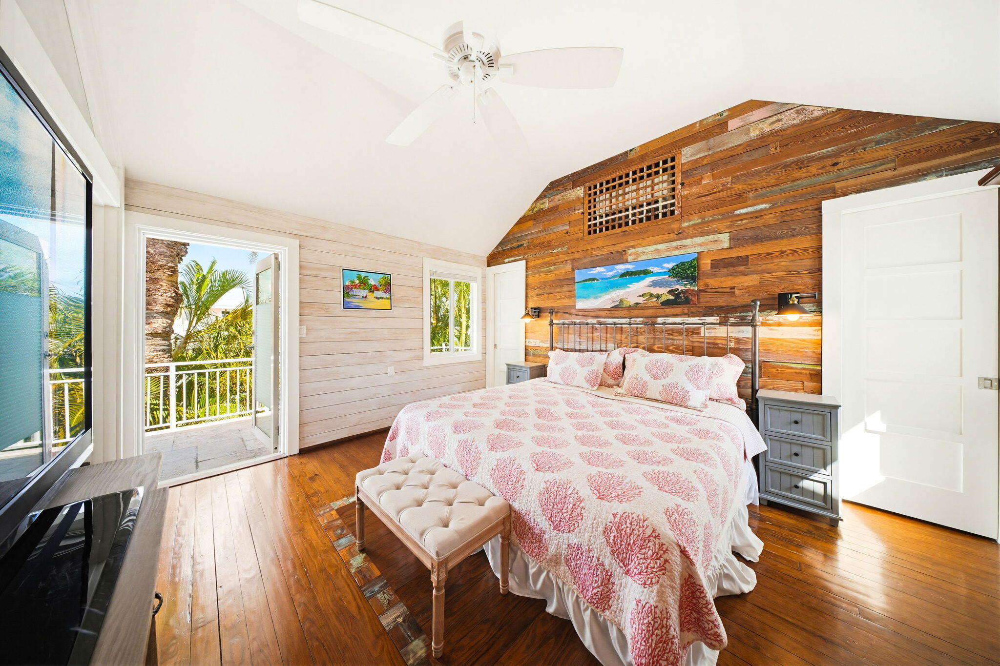 1230 5th Street Key West, FL 33040 - Photo 28 of 63 Primary Bedroom w/ Balcony Access