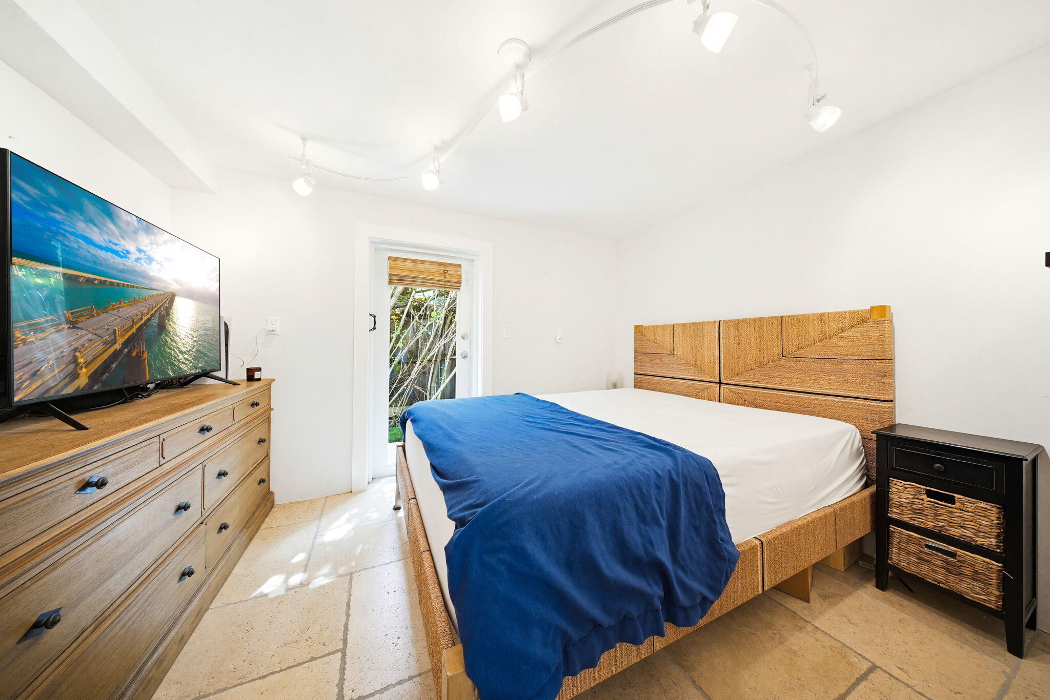 1230 5th Street Key West, FL 33040 - Photo 55 of 63 Downstairs Bedroom w/ Private Entry
