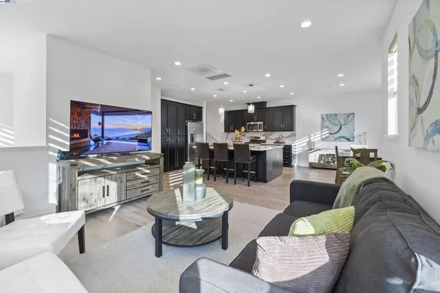 $998,888 | 5971 Cannon Road, Dublin, CA 94568