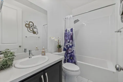 $998,888 | 5971 Cannon Road, Dublin, CA 94568