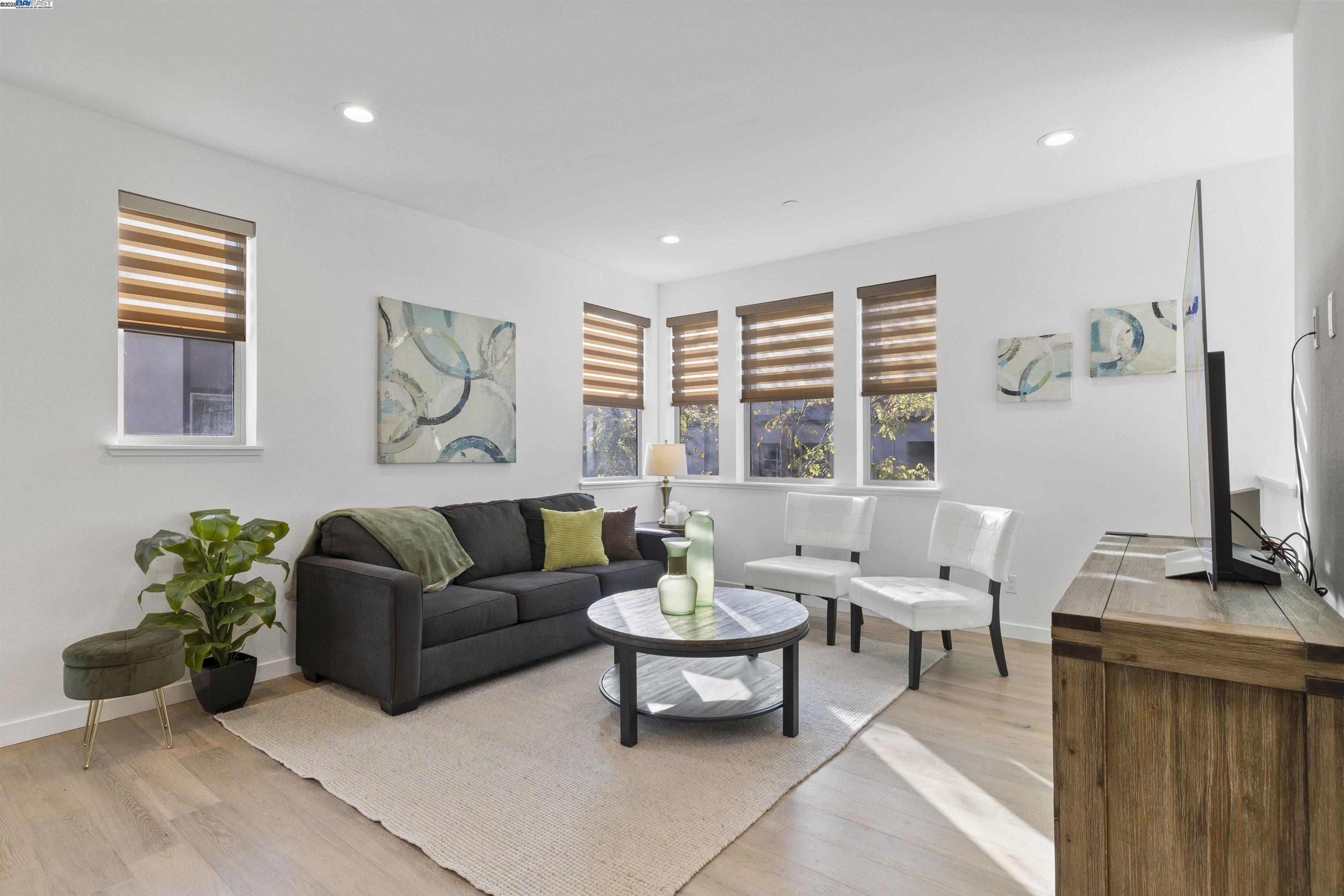 5971 Cannon Road Dublin, CA 94568 - Photo 7 of 50