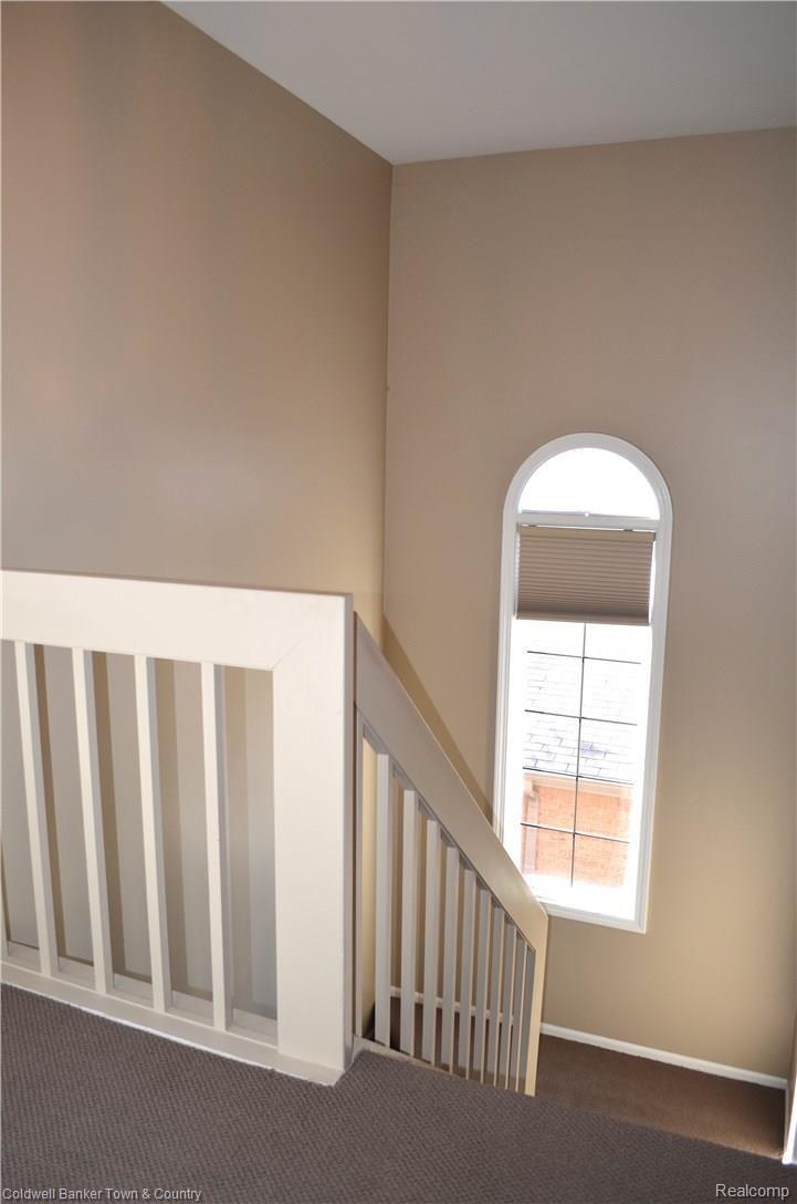 912 Ridge Court Brighton, MI 48116 - Photo 14 of 19 Open Staircase