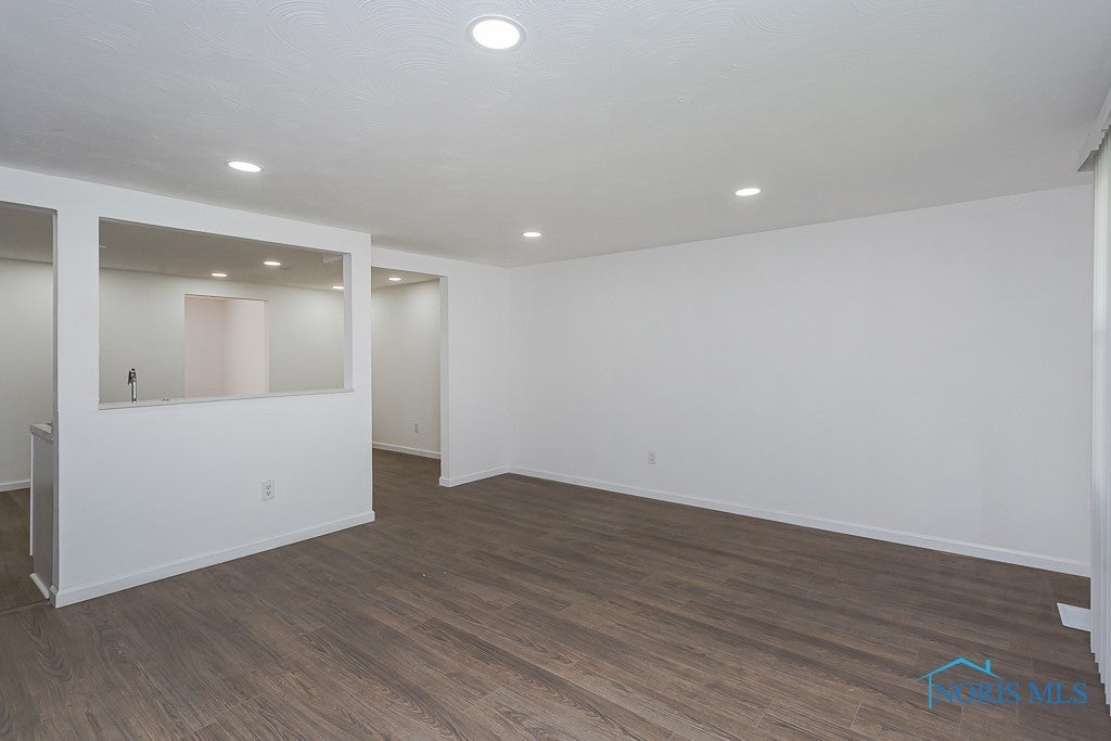 551 Richards Road Toledo, OH 43607 - Photo 4 of 44 Gallery Image 4