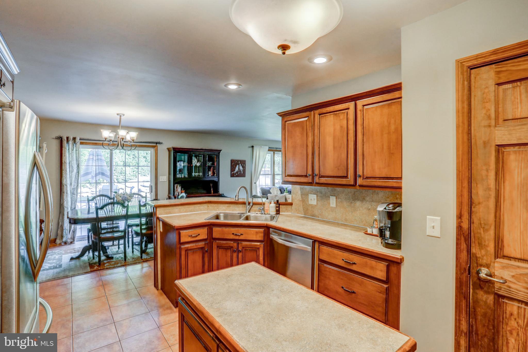 180 Bran Road Sinking Spring, PA 19608 - Photo 31 of 54 Kitchen