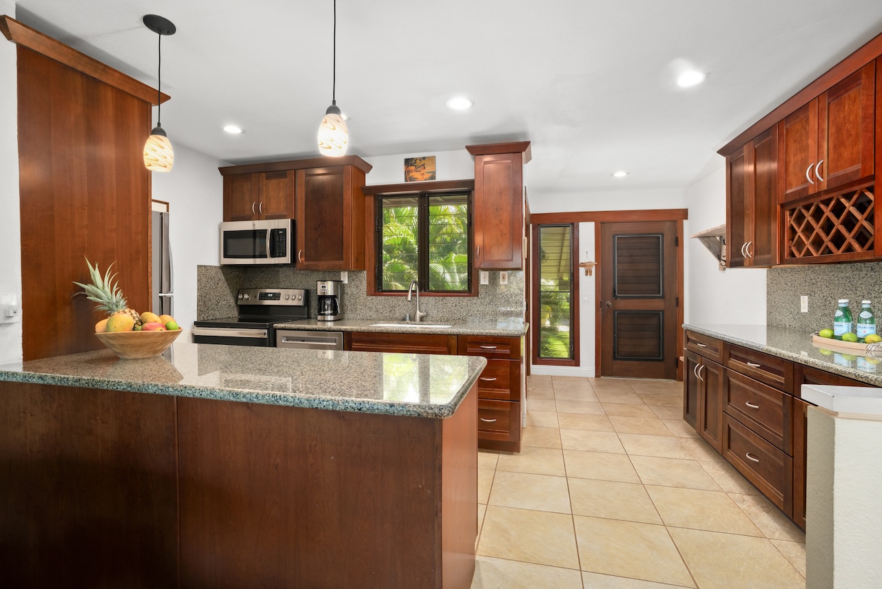 1870 Hoone Road, Unit 502 Koloa, HI 96756 - Photo 2 of 27