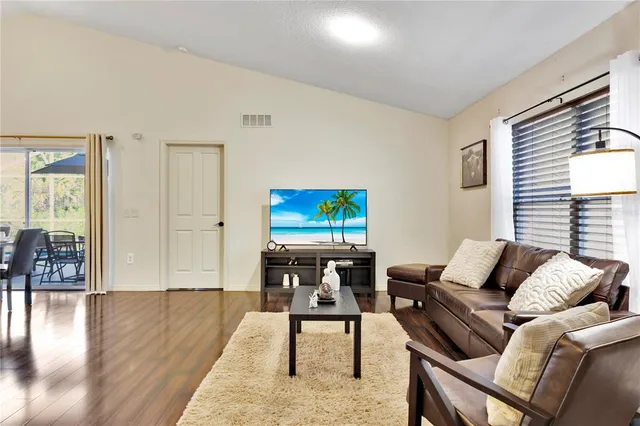 $2,400 | 232 Reserve Drive, Davenport, FL 33896