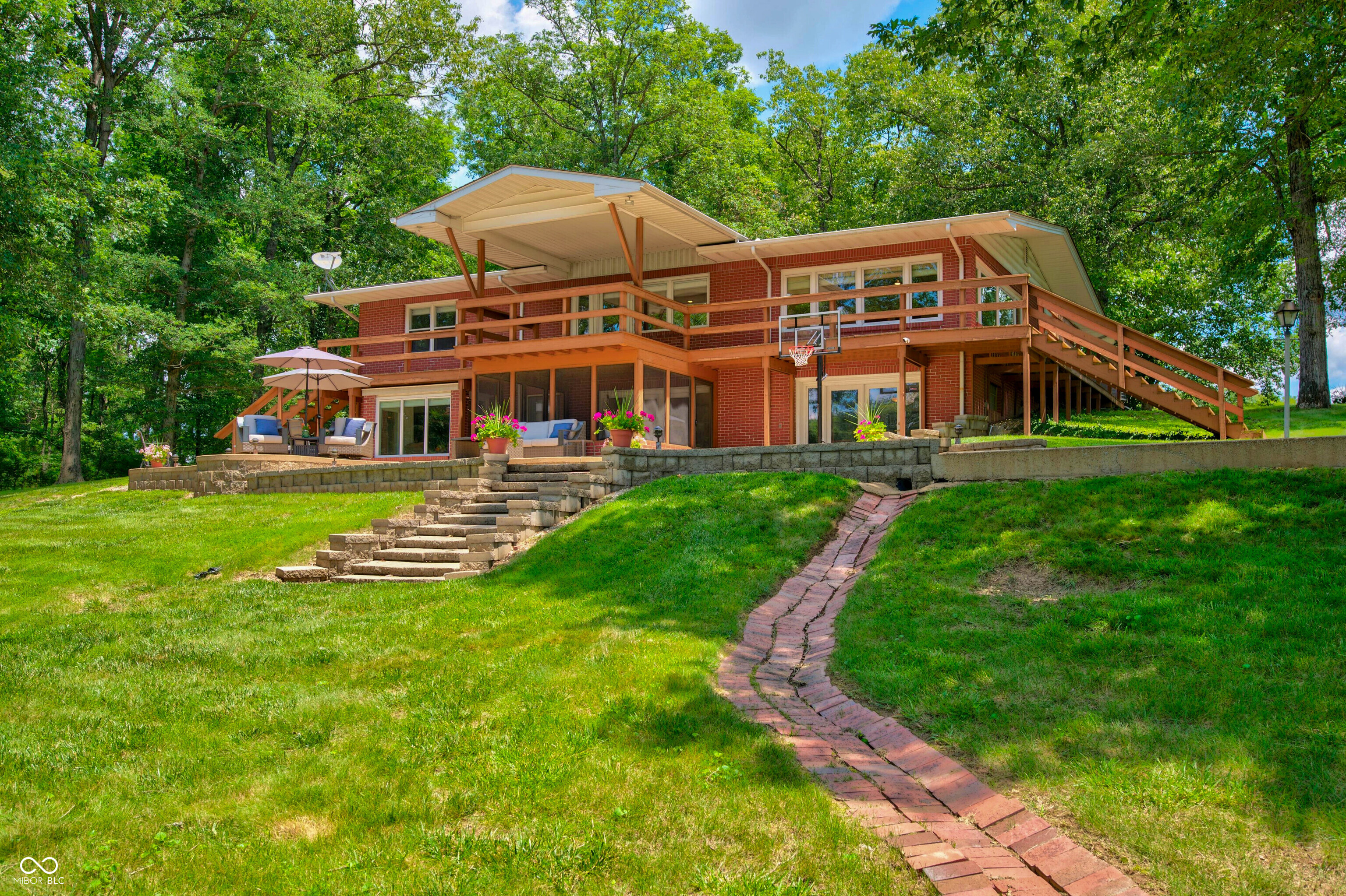 1062 South Moon Road Scottsburg, IN 47170 - Photo 4 of 59
