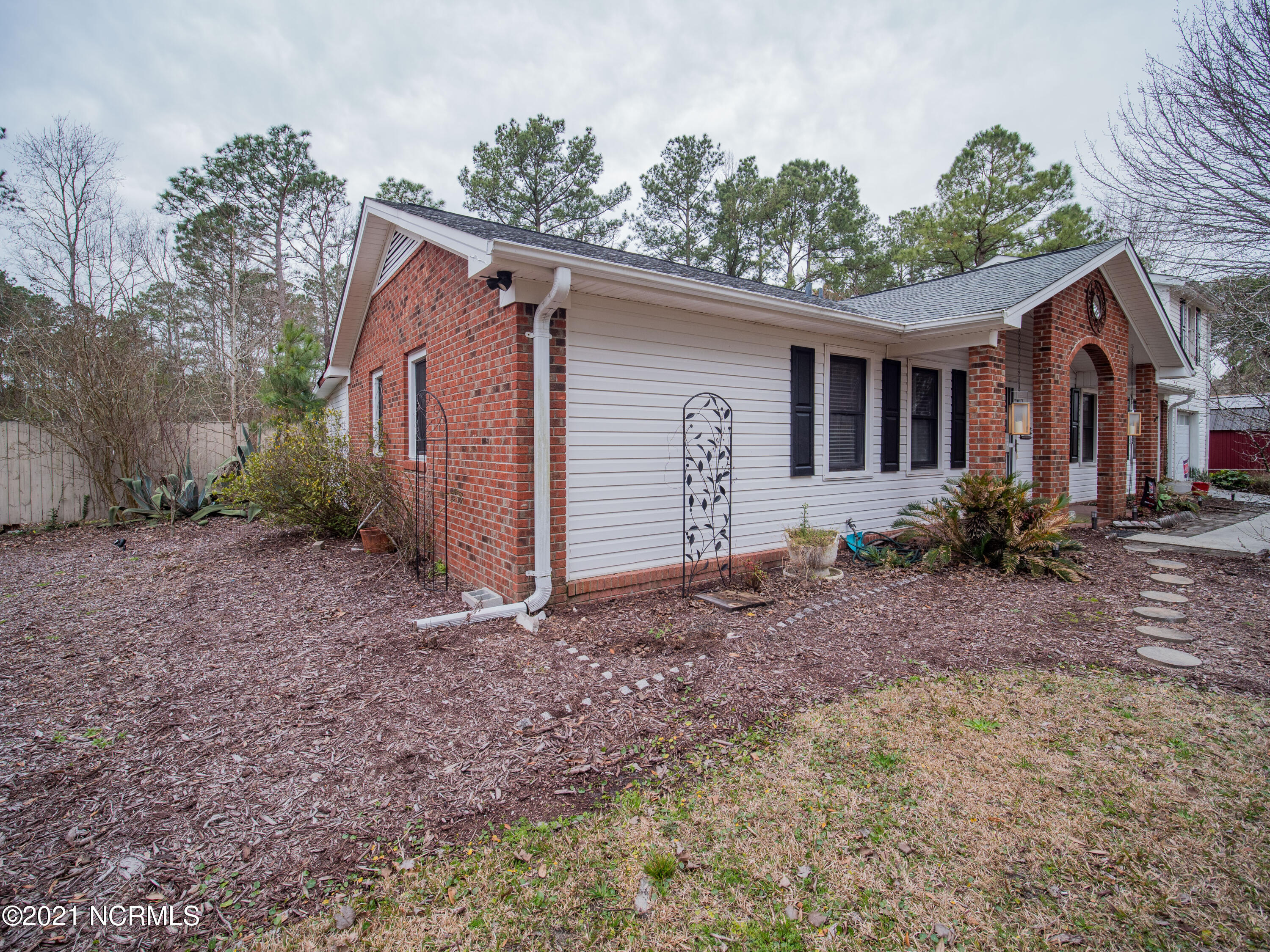 3 Logan Road Castle Hayne, NC 28429 - Photo 2 of 39 2