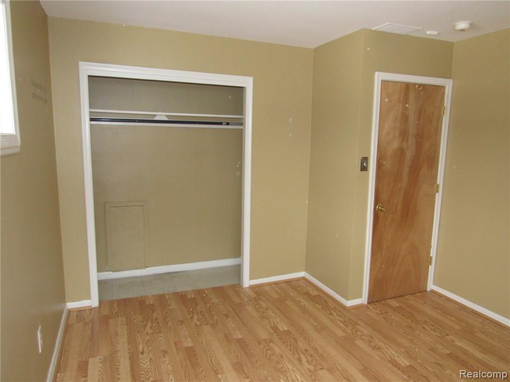 28201 Bell Road Southfield, MI 48034 - Photo 33 of 38 28201 BELL SOUTHFIELD (125).JPG