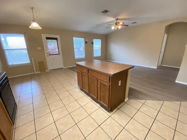 $1,750 | 258 Western Drive, Kyle, TX 78640