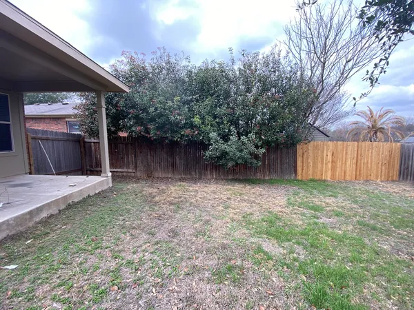 $1,750 | 258 Western Drive, Kyle, TX 78640