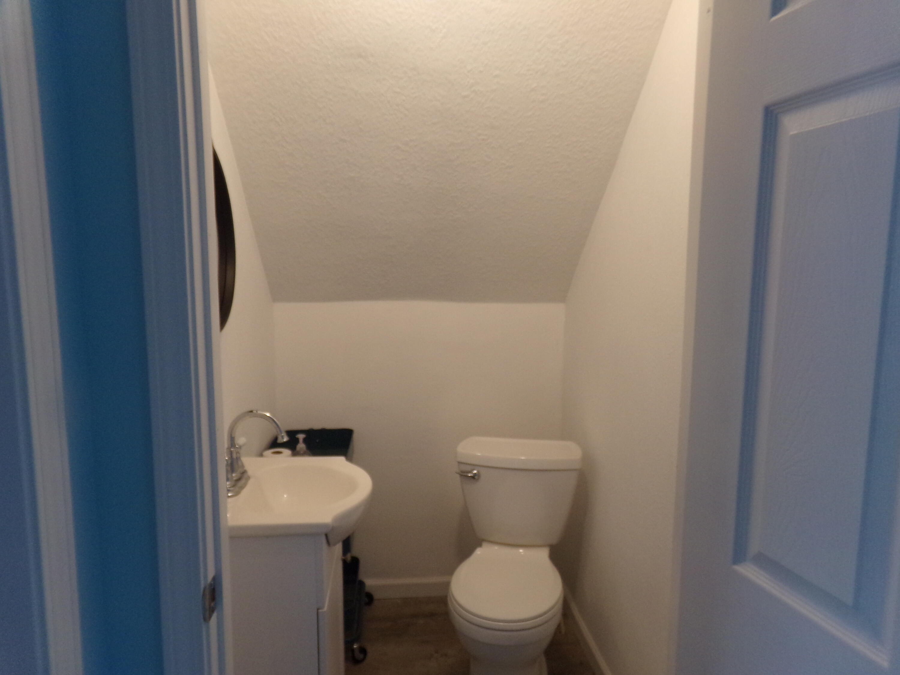 2005 Hemlock Road Quincy, MI 49082 - Photo 21 of 26 100_1642
