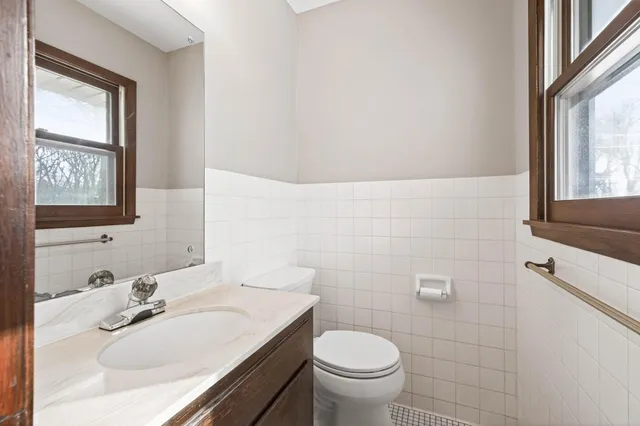 $339,900 | 6381 Rath Drive, Woodbury, MN 55125