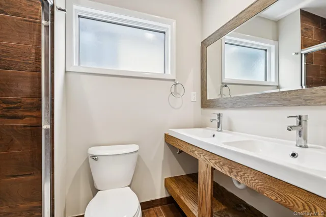 $3,950 | 60 Marwood Road North, Unit B, Port Washington, NY 11050