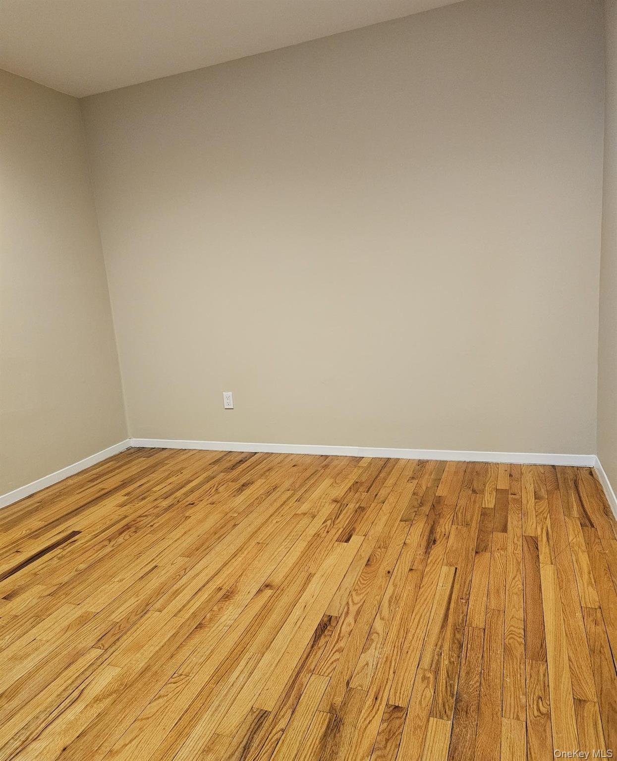 60 Marwood Road North, Unit B Port Washington, NY 11050 - Photo 16 of 17