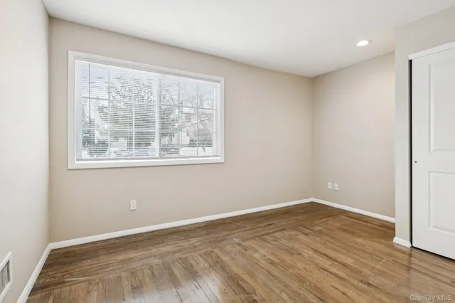 $3,950 | 60 Marwood Road North, Unit B, Port Washington, NY 11050