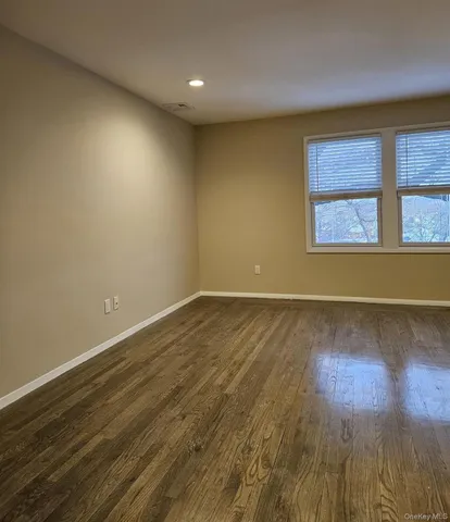 $3,950 | 60 Marwood Road North, Unit B, Port Washington, NY 11050