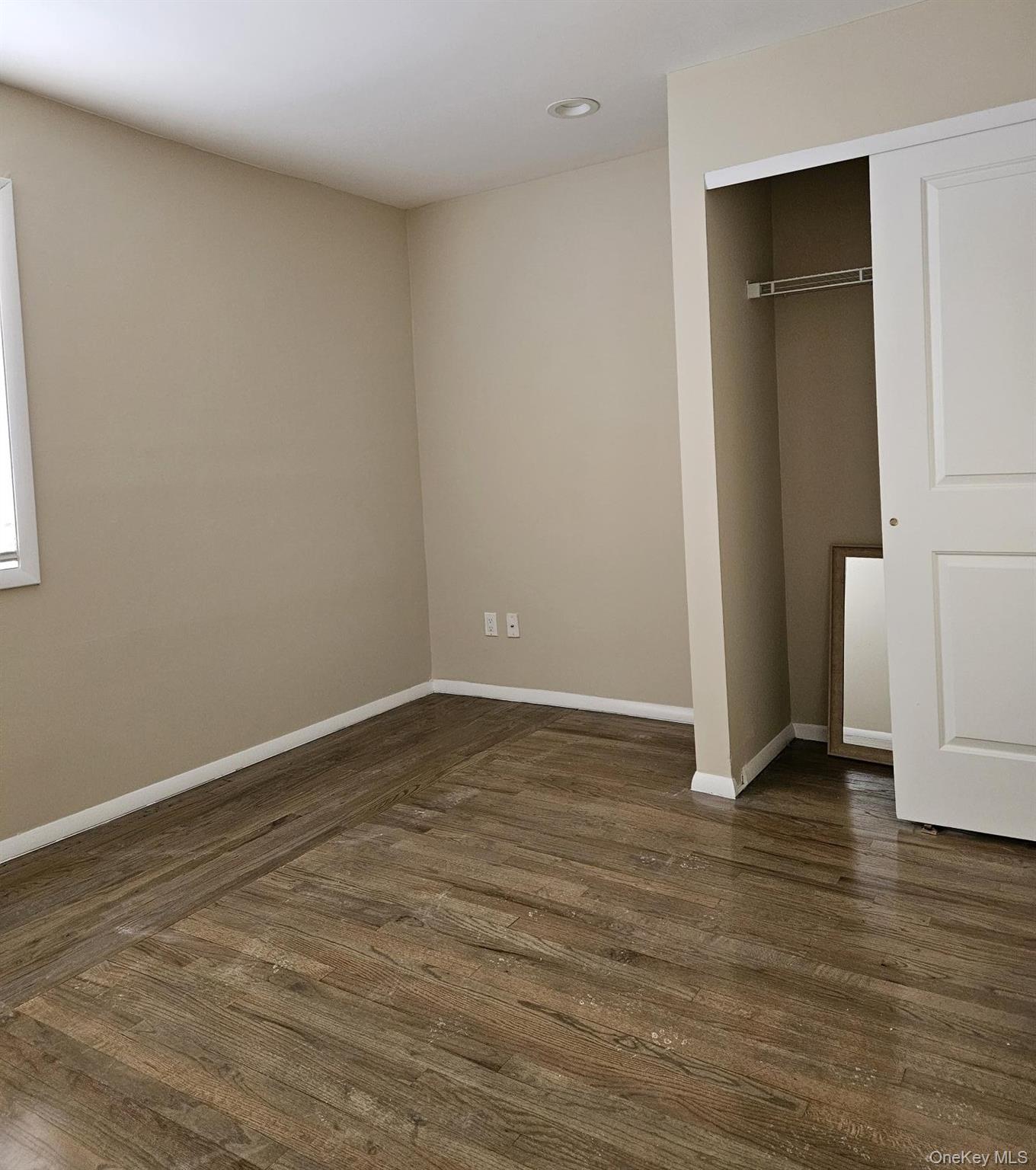 60 Marwood Road North, Unit B Port Washington, NY 11050 - Photo 10 of 17