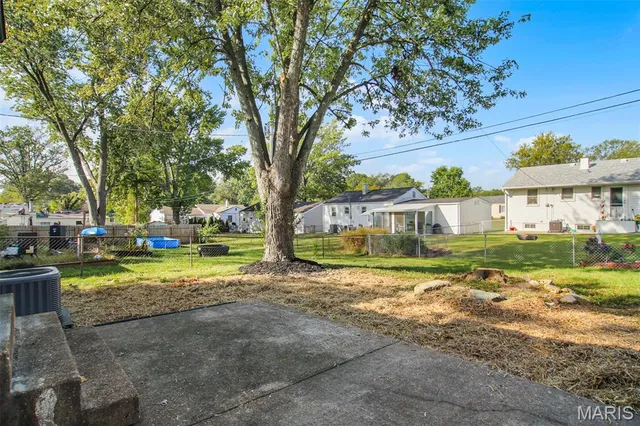 $264,990 | 8505 Ava Drive, Affton, MO 63123