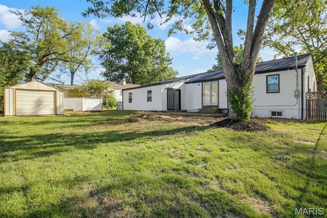 $264,990 | 8505 Ava Drive, Affton, MO 63123